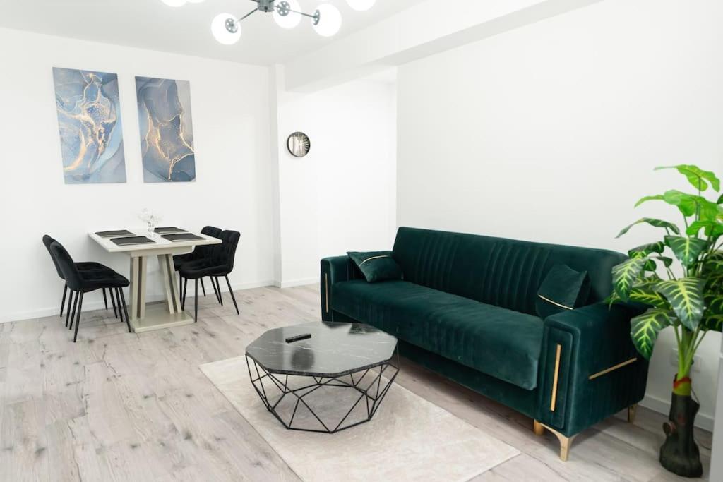 Apartament Markos Suceava Exteriör bild