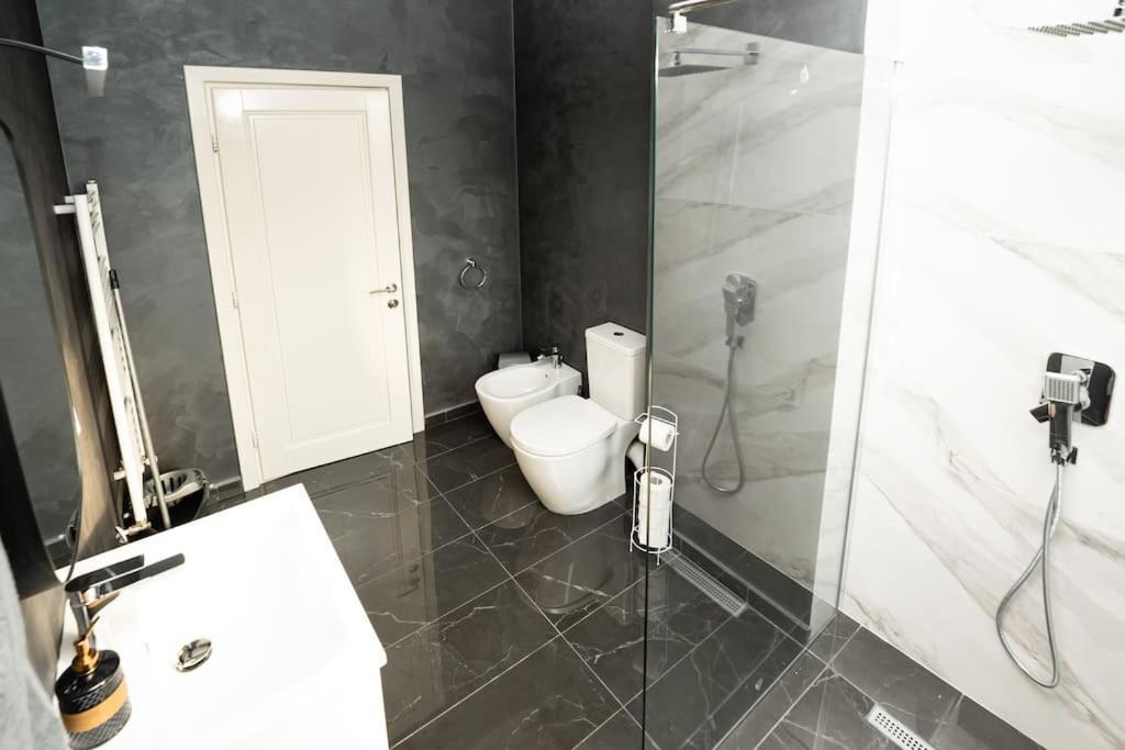 Apartament Markos Suceava Exteriör bild